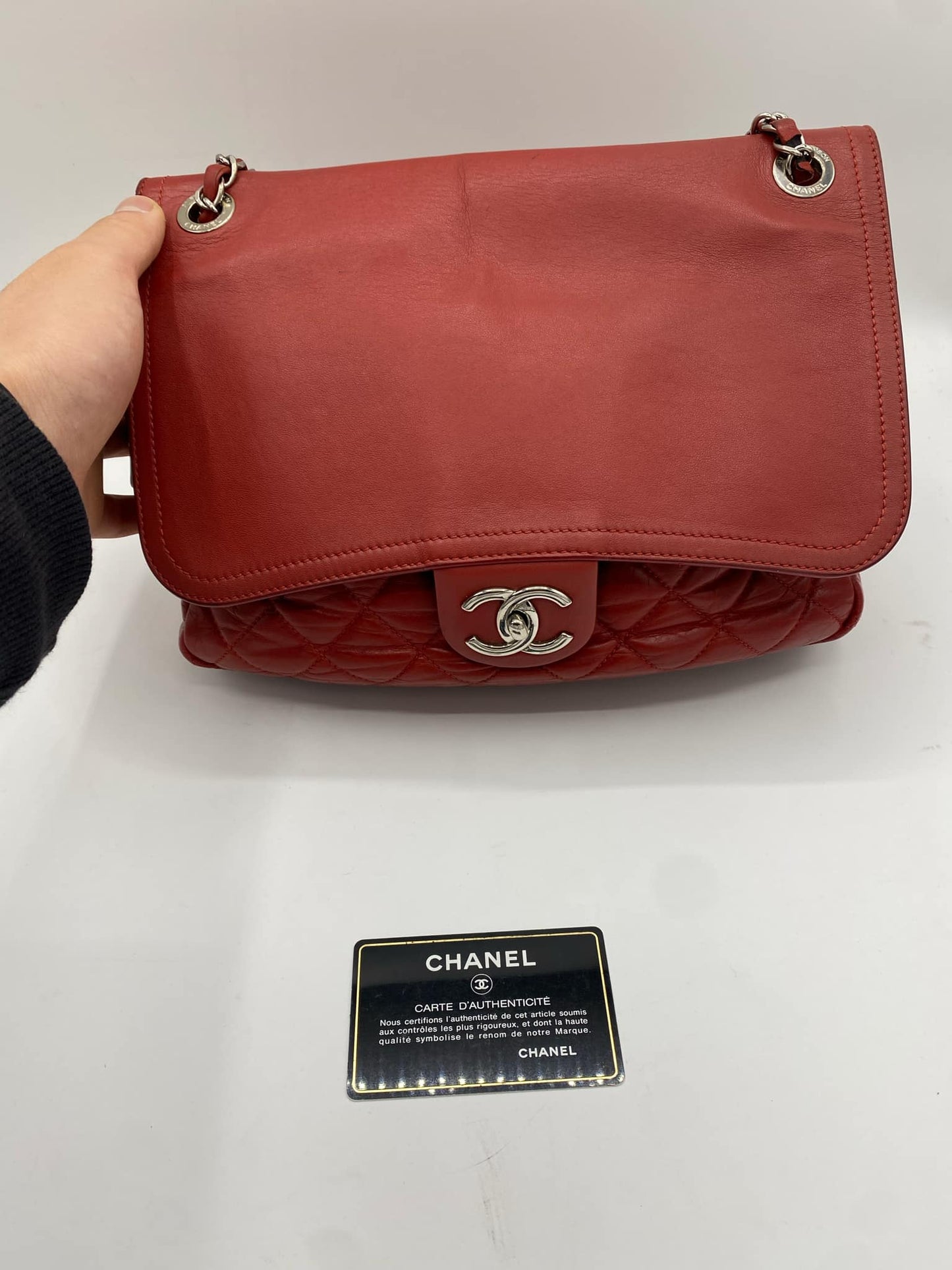 CHANEL VINTAGE FLAP BAG