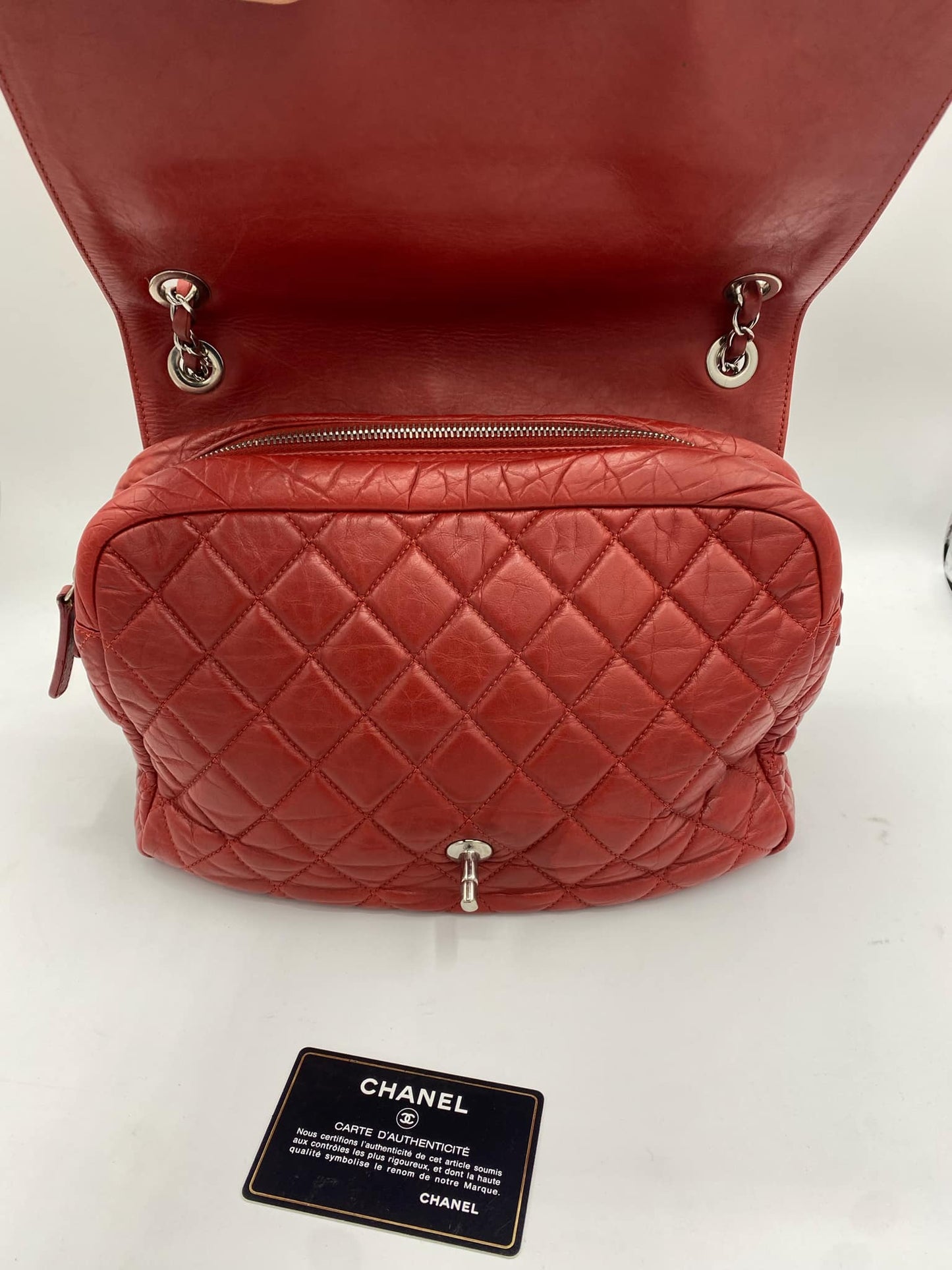 CHANEL VINTAGE FLAP BAG