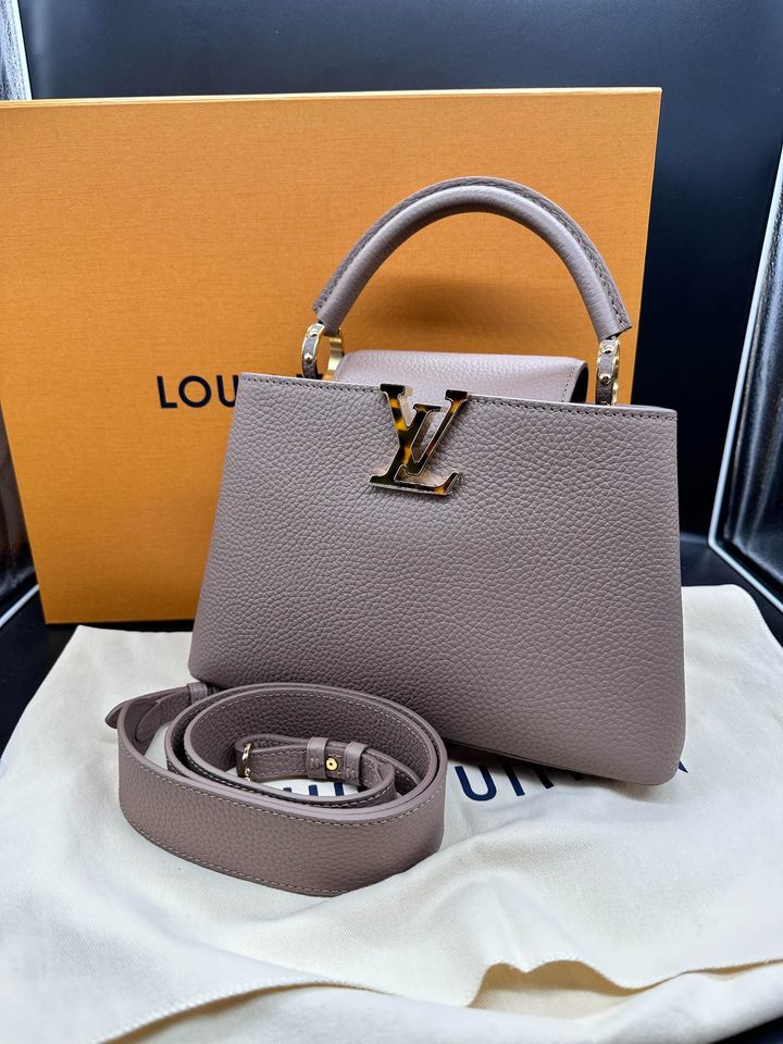 Louis Vuitton BB Capucines M58671 Gray-Brown LV Handbag