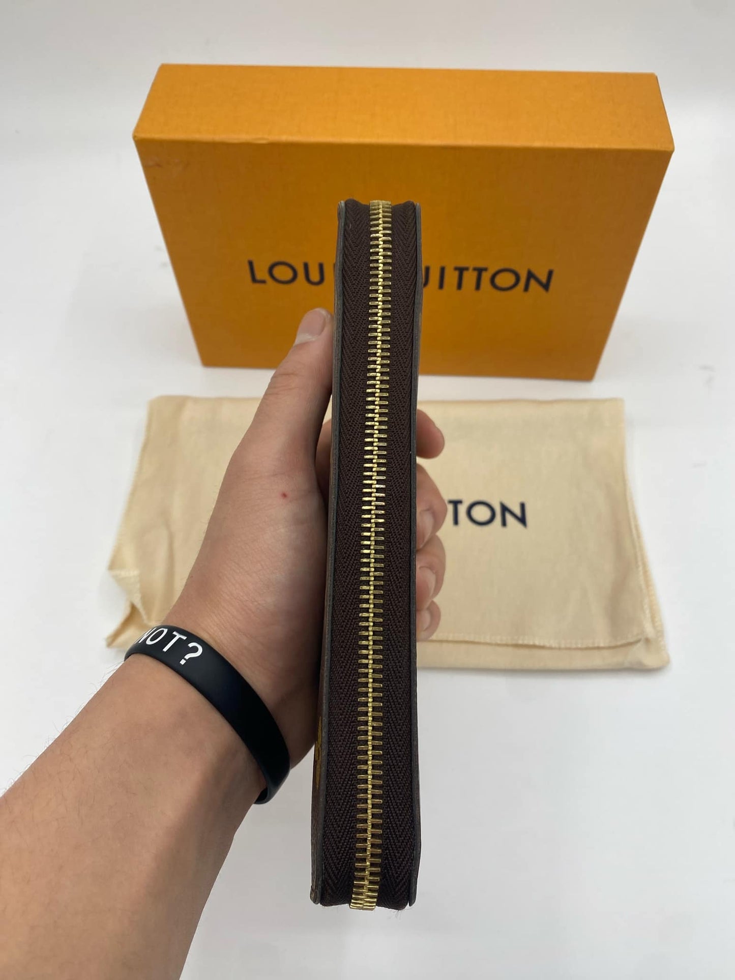 LOUIS VUITTON ZIPPY WALLET "COQUELICOT RED"