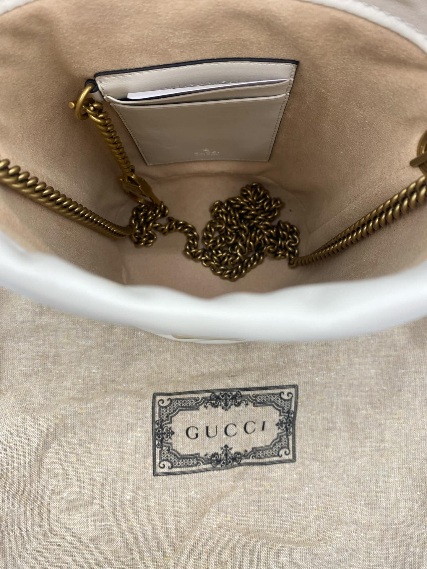 GUCCI GG MARMONT BUCKETBAG MINI