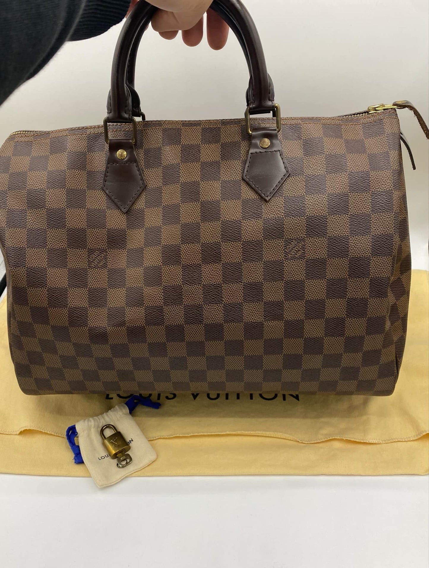 LOUIS VUITTON DAMIER SPEEDY MEDIUM