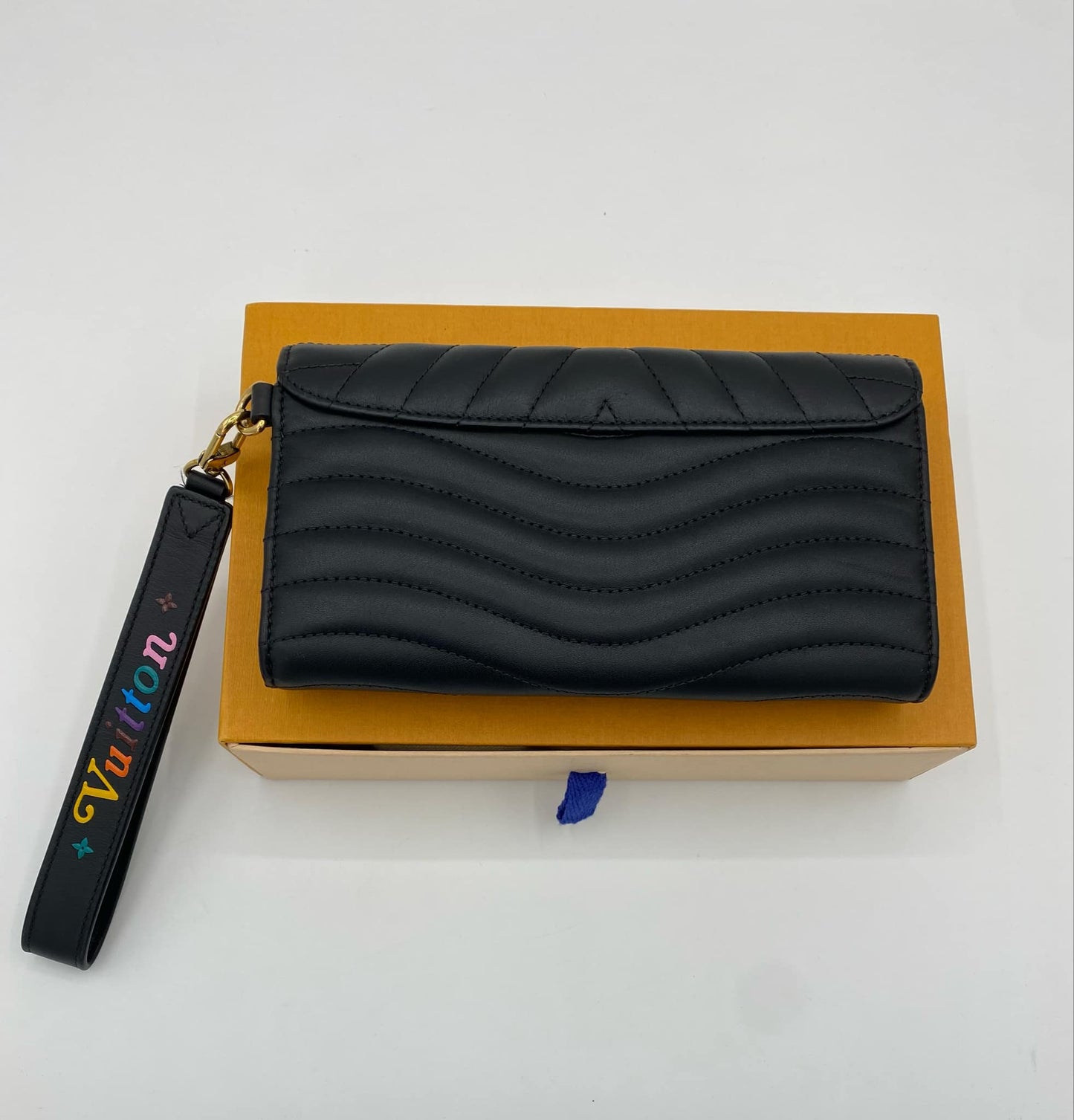 LOUIS VUITTON WAVE LONG WALLET