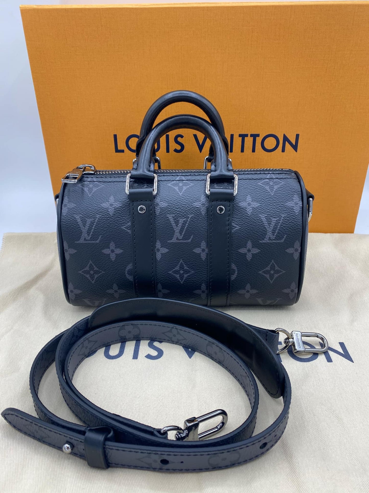 LOUIS VUITTON KEEPALL BANDOULIERE 25